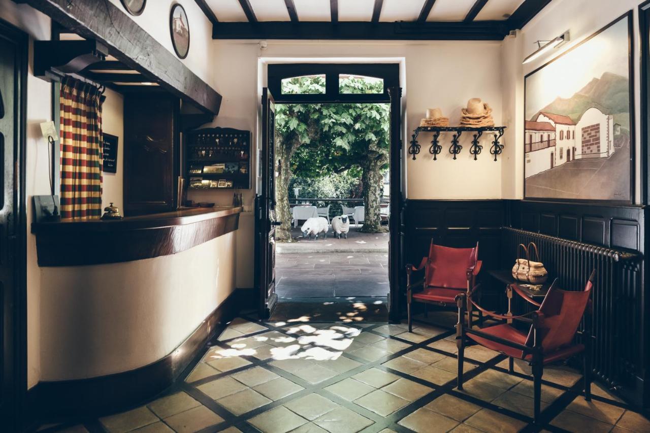 Hotel Arce Saint-Etienne-de-Baigorry Zewnętrze zdjęcie